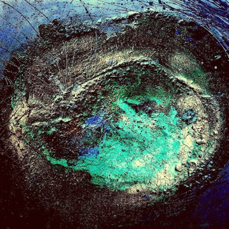 Azul turquesa.